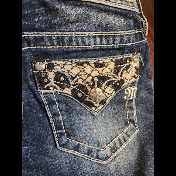 Miss Me Jeans - Picture 9 of 15